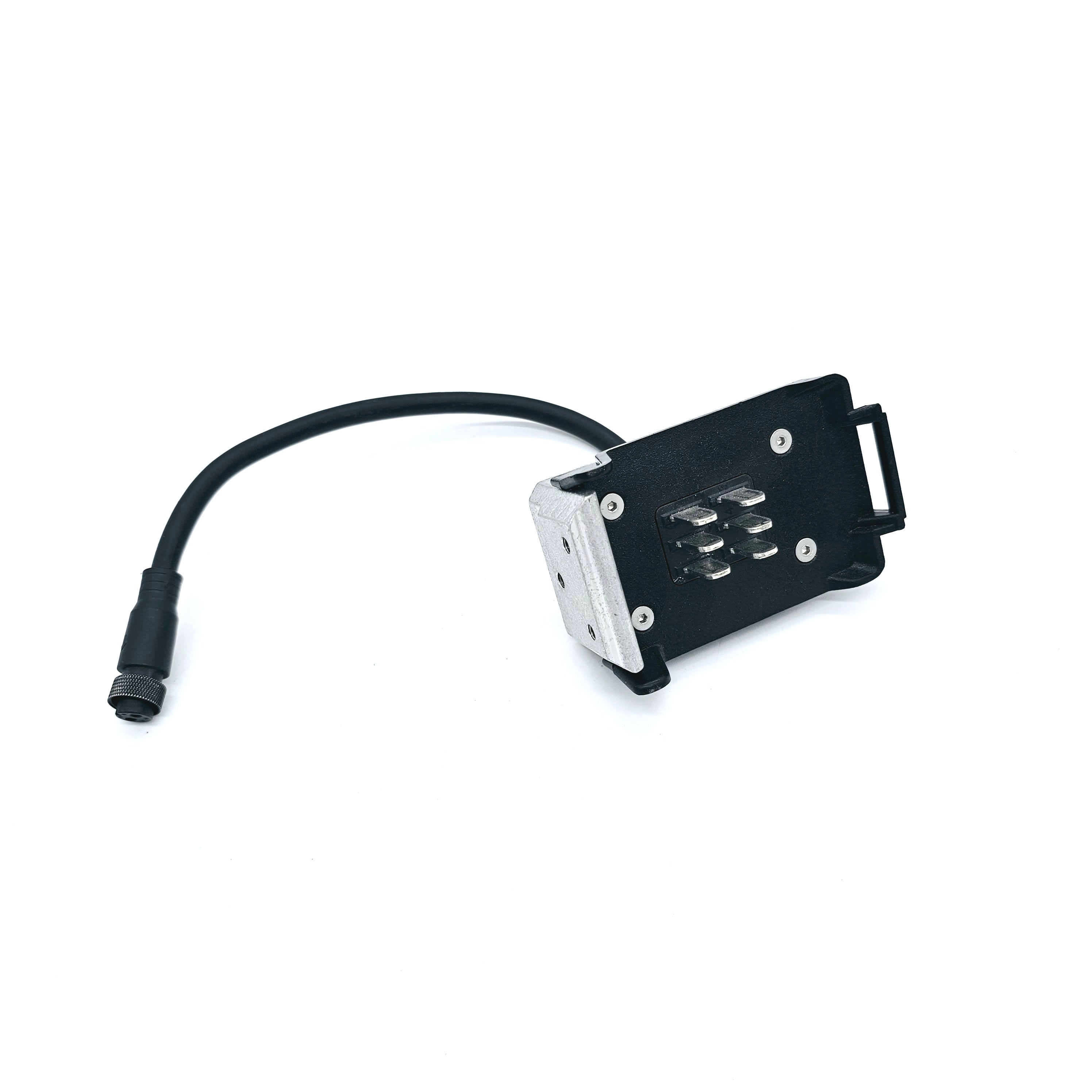 Connecteur de batterie dans le cadre