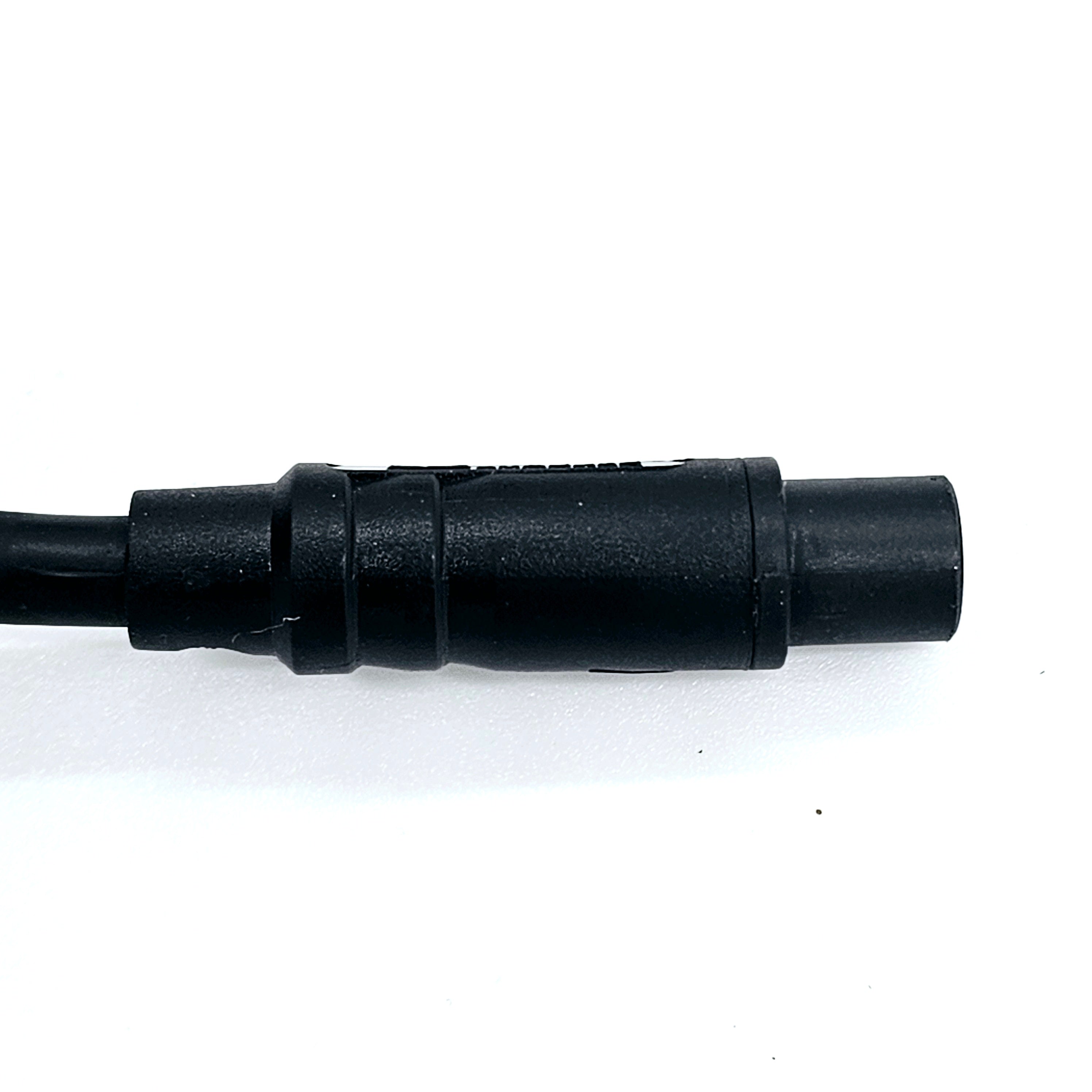 Chargeur 4A 52V (58.8)